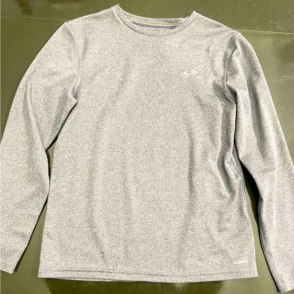 Long sleeve grey shirt. Champion duo dry